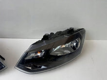Laden Sie das Bild in den Galerie-Viewer, Frontscheinwerfer VW Polo 6R1941016E 6R1941015E Ein Stück (Rechts oder Links)
