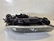 Laden Sie das Bild in den Galerie-Viewer, Frontscheinwerfer VW T-Cross 2GM941035B Links Scheinwerfer Headlight SCH3391223929em