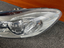 Laden Sie das Bild in den Galerie-Viewer, Frontscheinwerfer Volvo C30 31214803 Xenon Links Scheinwerfer Headlight