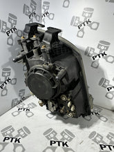 Load image into Gallery viewer, Frontscheinwerfer Volvo 82304585 82304599 Ein Satz Scheinwerfer Headlight SCH7065892978nu