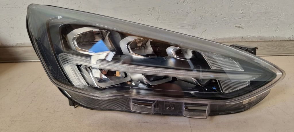 Frontscheinwerfer Ford Focus MX7B-13E014-ED LED Rechts Scheinwerfer Headlight SCH5750519720sz