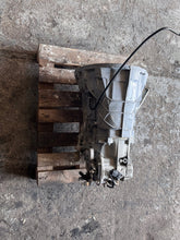 Laden Sie das Bild in den Galerie-Viewer, Getriebe Mercedes-Benz A9062607300 Schaltgetriebe Transmission Trasmissione