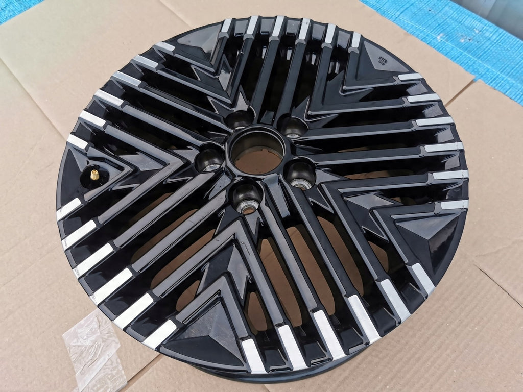 1x Alufelge 17 Zoll 6.5" 5x114.3 45ET Glanz Schwarz R337653 Nissan Leaf