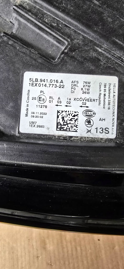 Frontscheinwerfer Skoda Enyaq 5LB941016A Full LED Ein Stück (Rechts oder Links)