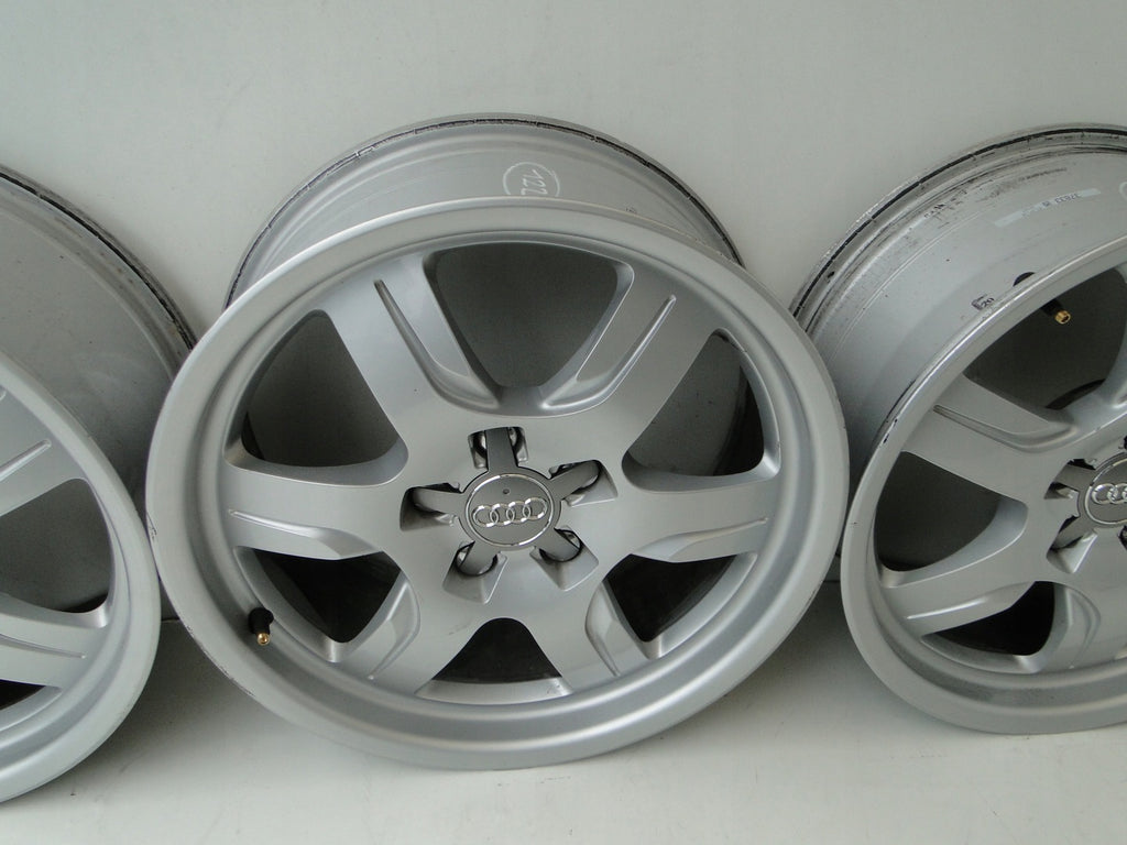 1x Alufelge 17 Zoll 7.5" 5x112 28ET Silber 8T0601025BS Audi Rim Wheel