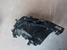 Laden Sie das Bild in den Galerie-Viewer, Frontscheinwerfer BMW E91 E90 7202582 Rechts Scheinwerfer Headlight SCH8816816234ts