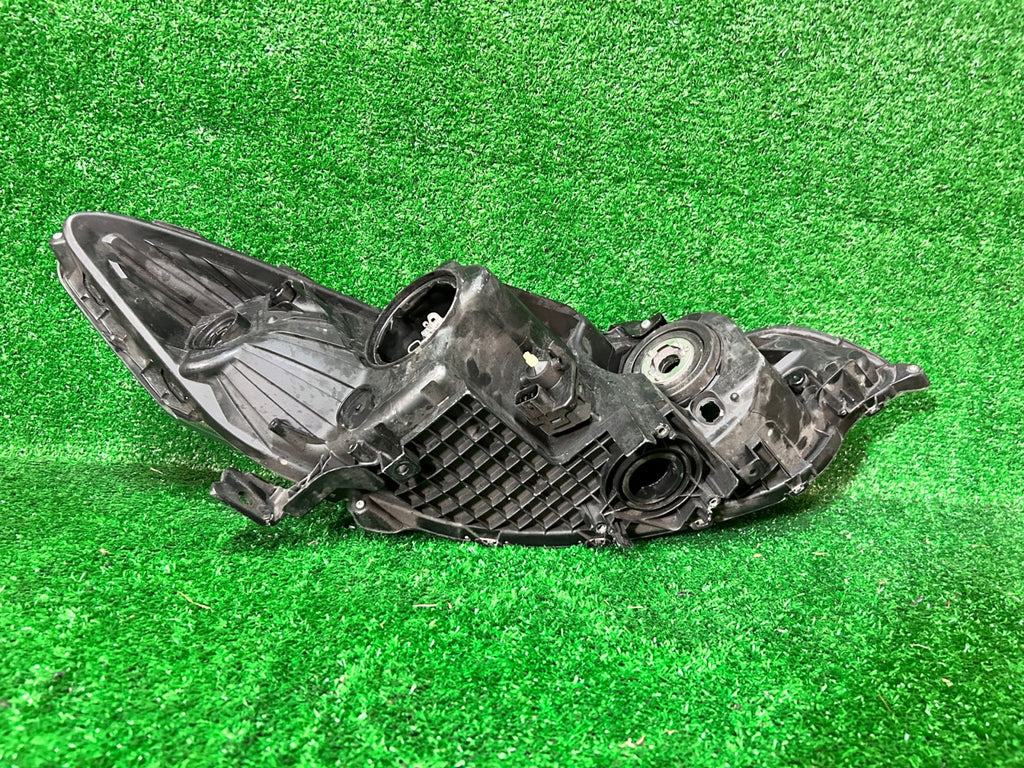Frontscheinwerfer Honda Accord VIII P7566 Links Scheinwerfer Headlight SCH6296712089yi