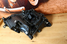 Laden Sie das Bild in den Galerie-Viewer, Frontscheinwerfer Seat Leon 5FB941007F Links Scheinwerfer Headlight SCH6804591292nh