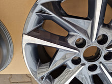 Laden Sie das Bild in den Galerie-Viewer, 1x Alufelge 17 Zoll 7.0" 5x114.3 53ET Glanz Graphit 52910-G4700 Hyundai I30 Mg FEL4470469089jf