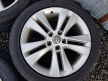 Load image into Gallery viewer, 1x Alufelge 18 Zoll 8.0" 5x115 46ET Opel Astra Zafira C Rim Wheel FEL7063081368si