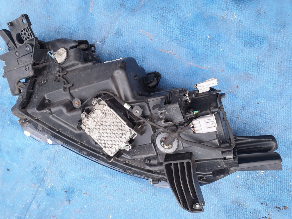 Frontscheinwerfer Mitsubishi Outlander III 301D3-32 EGM921-21E20 LED Rechts
