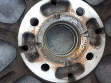 Laden Sie das Bild in den Galerie-Viewer, 1x Alufelge 15 Zoll 5.0&quot; 4x100 32ET 403005659R A4534011301 Renault Twingo Iii