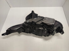 Laden Sie das Bild in den Galerie-Viewer, Frontscheinwerfer Land Rover Range I Velar M8A2-13W029-EA Full LED Rechts SCH4040514267bo