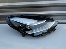 Laden Sie das Bild in den Galerie-Viewer, Frontscheinwerfer Tesla Model 3 1077376-00-C LED Ein Stück (Rechts oder Links)