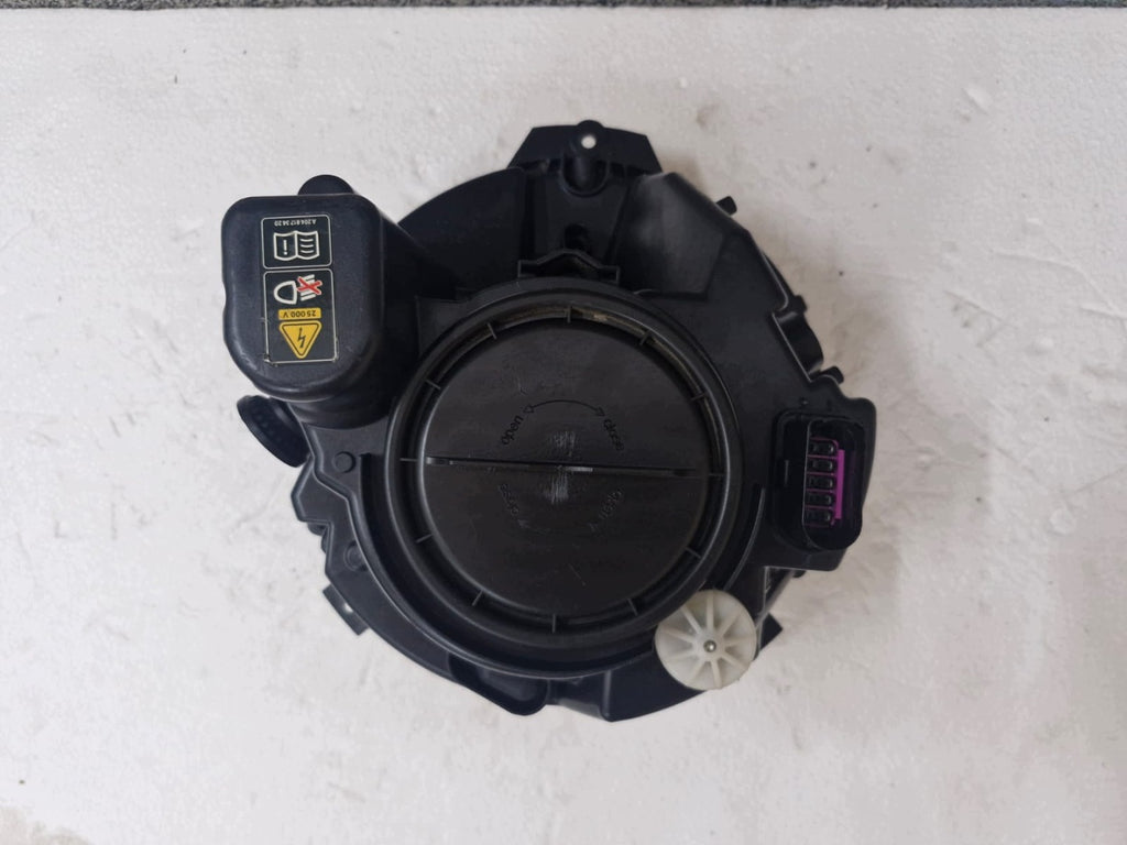 Frontscheinwerfer Mercedes-Benz W463 A4638200759 Vorderseite Headlight SCH6693226949bm