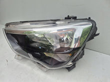 Laden Sie das Bild in den Galerie-Viewer, Frontscheinwerfer Opel E Combo 9816825580 Links Scheinwerfer Headlight SCH9784121363ps