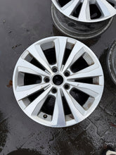 Load image into Gallery viewer, 1x Alufelge 16 Zoll 6.5" 5x112 46ET Glanz Graphit 5G0601025 VW Golf Rim Wheel FEL5756515965gq