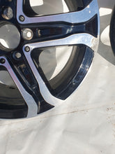 Laden Sie das Bild in den Galerie-Viewer, 1x Alufelge 18 Zoll 7.5&quot; 5x112 53 5ET A2434011600 Mercedes-Benz Eqa Eqb