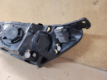 Laden Sie das Bild in den Galerie-Viewer, Frontscheinwerfer Ford Focus JX7B13W029AE Rechts Scheinwerfer Headlight