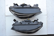 Laden Sie das Bild in den Galerie-Viewer, Frontscheinwerfer VW Id.4 11B941006B 11B941005B LED Ein Satz Headlight SCH6784638200cb