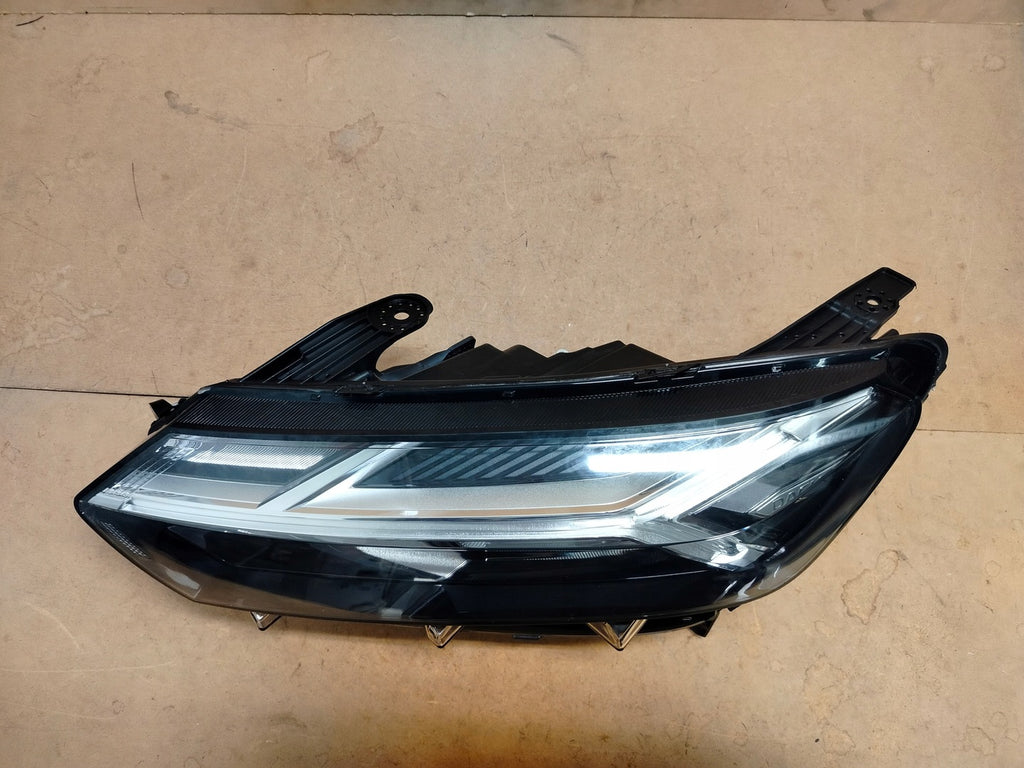 Frontscheinwerfer Dacia Sandero III Logan 260605914R Links Headlight