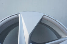 Laden Sie das Bild in den Galerie-Viewer, 1x Alufelge 17 Zoll 8.0" 5x112 46ET Glanz Silber 8Y0601025A Audi Rim Wheel FEL9631932565wg