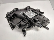 Laden Sie das Bild in den Galerie-Viewer, Frontscheinwerfer Renault 260609504R Links Scheinwerfer Headlight SCH3533148685ja