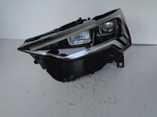 Laden Sie das Bild in den Galerie-Viewer, Frontscheinwerfer Audi Q3 83A941033 FULL LED Links Scheinwerfer Headlight