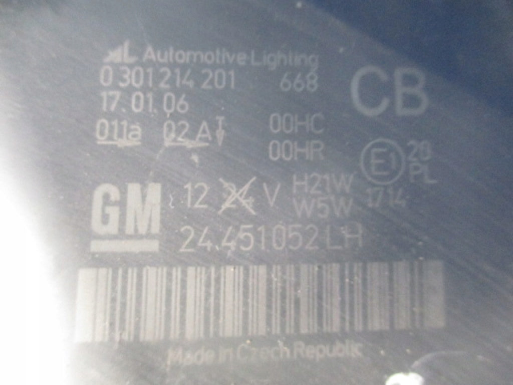 Frontscheinwerfer Opel Zafira B 24451052LH Links Scheinwerfer Headlight