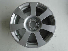Laden Sie das Bild in den Galerie-Viewer, 1x Alufelge 17 Zoll 8.0&quot; 5x112 43ET Glanz Silber A2214010202 Mercedes-Benz W221