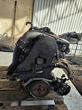 Load image into Gallery viewer, Motor Volvo S40 D5244T 2.4 180PS 120kW Diesel Engine Komplett MOT9075607456ds