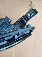 Laden Sie das Bild in den Galerie-Viewer, Frontscheinwerfer Renault 260606399R LED Links Scheinwerfer Headlight SCH6839881981ll