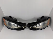 Laden Sie das Bild in den Galerie-Viewer, Frontscheinwerfer Audi A6 C7 4G0941005E Xenon Ein Stück (Rechts oder Links) SCH7799806883mn