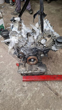 Laden Sie das Bild in den Galerie-Viewer, Motor Mercedes-Benz A6420700587 3.0 CDI Diesel Engine Unkomplett