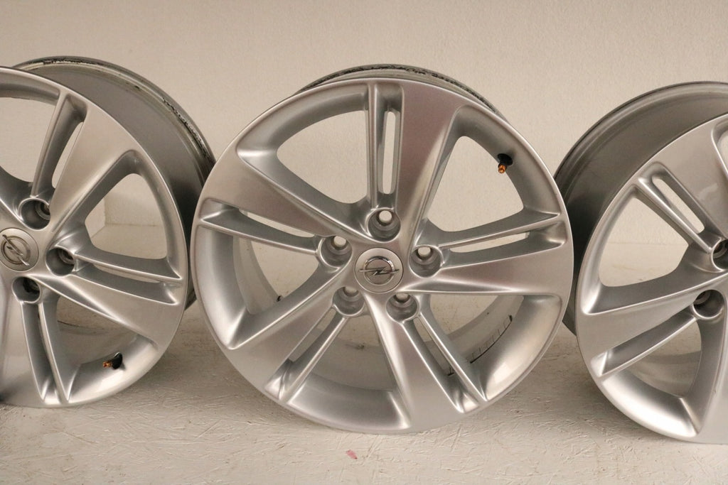 1x Alufelge 17 Zoll 7.5" 5x115 45ET Glanz Silber OP101 Opel Insignia Astra J FEL3129698322be