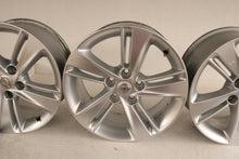 Load image into Gallery viewer, 1x Alufelge 17 Zoll 7.5" 5x115 45ET Glanz Silber OP101 Opel Insignia Astra J FEL3129698322be
