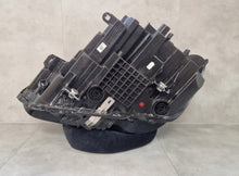 Laden Sie das Bild in den Galerie-Viewer, Frontscheinwerfer BMW X1 F48 5A01172 Rechts Scheinwerfer Headlight SCH9078040120jn