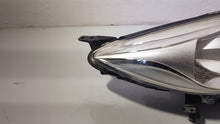 Load image into Gallery viewer, Frontscheinwerfer Mazda V C513-51030 Rechts Scheinwerfer Headlight