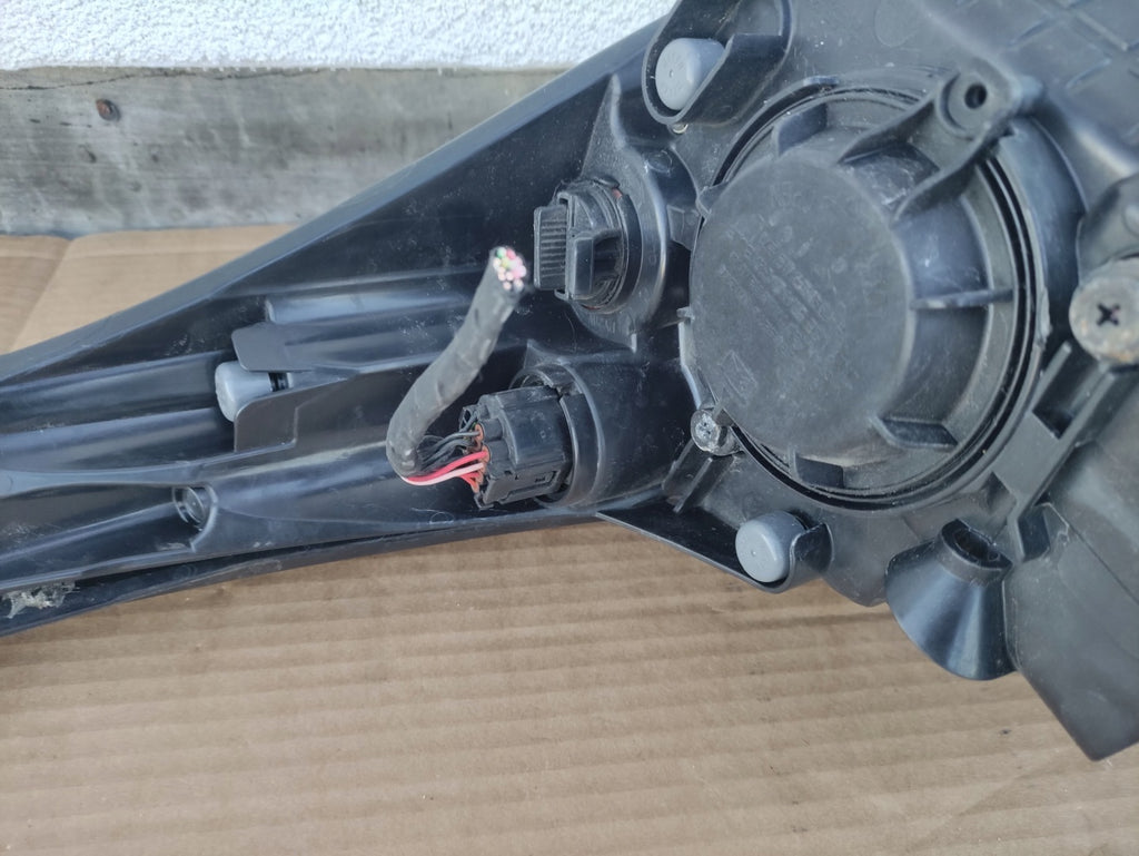 Frontscheinwerfer Kia Ceed 92102-12220 Rechts Scheinwerfer Headlight SCH4991773440rv