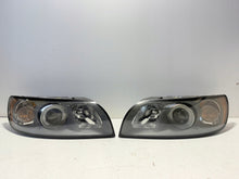Laden Sie das Bild in den Galerie-Viewer, Frontscheinwerfer Volvo S40 30698885 FALSE Scheinwerfer Headlight SCH1220289118fl