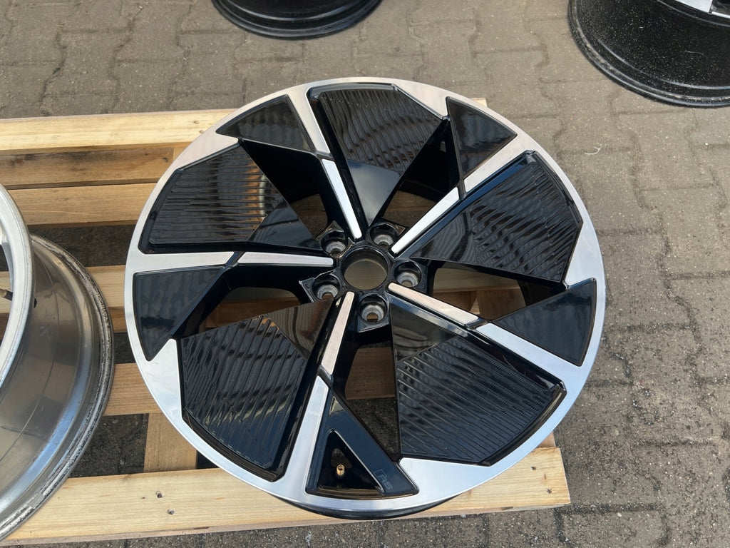 1x Alufelge 21 Zoll 8.5" 5x112 Glanz 89A601025A Audi E Tron Rim Wheel FEL3231477166lt