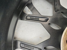 Laden Sie das Bild in den Galerie-Viewer, 1x Alufelge 18 Zoll 8.0&quot; 5x112 44ET 4051665056853 Audi 44 Rim Wheel