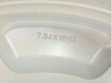 Load image into Gallery viewer, 1x Alufelge 18 Zoll 7.0" 6x139.7 53 5ET 52910CG920 Hyundai Staria Rim Wheel FEL4702546367so