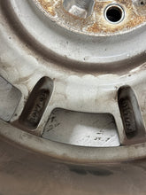 Laden Sie das Bild in den Galerie-Viewer, 1x Alufelge 17 Zoll 6.5" 5x114.3 55ET Honda Rim Wheel FEL9853539576ql