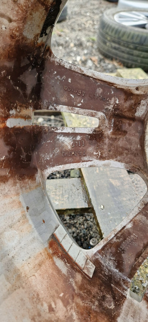 1x Alufelge 17 Zoll 7.5" 5x112 A2049010402 Mercedes-Benz W204 Rim Wheel