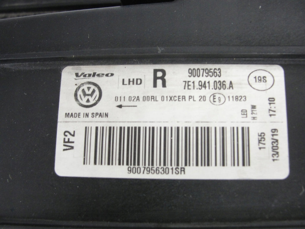 Frontscheinwerfer VW Multivan 7E1941036A LED Rechts Scheinwerfer Headlight SCH8686018280lq