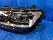 Laden Sie das Bild in den Galerie-Viewer, Frontscheinwerfer VW Tiguan 5NB941035D Links Scheinwerfer Headlight SCH7292296575kg