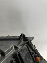 Load image into Gallery viewer, Frontscheinwerfer Skoda Kamiq 658941016D Full LED Rechts Scheinwerfer Headlight SCH7190332337ly