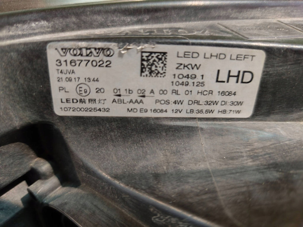 Frontscheinwerfer Volvo V40 31677022 Links Scheinwerfer Headlight SCH6951709642gt