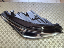 Load image into Gallery viewer, Frontscheinwerfer VW Golf VIII 5H1941006C LED Rechts Scheinwerfer Headlight SCH3800606979aw